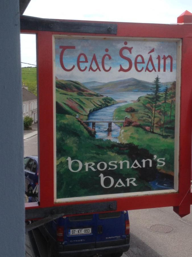 Teac Seain Bar & Bnb Anascaul Екстериор снимка