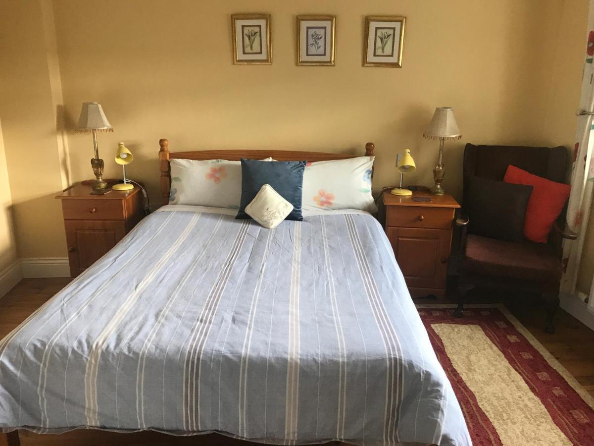Teac Seain Bar & Bnb Anascaul Екстериор снимка