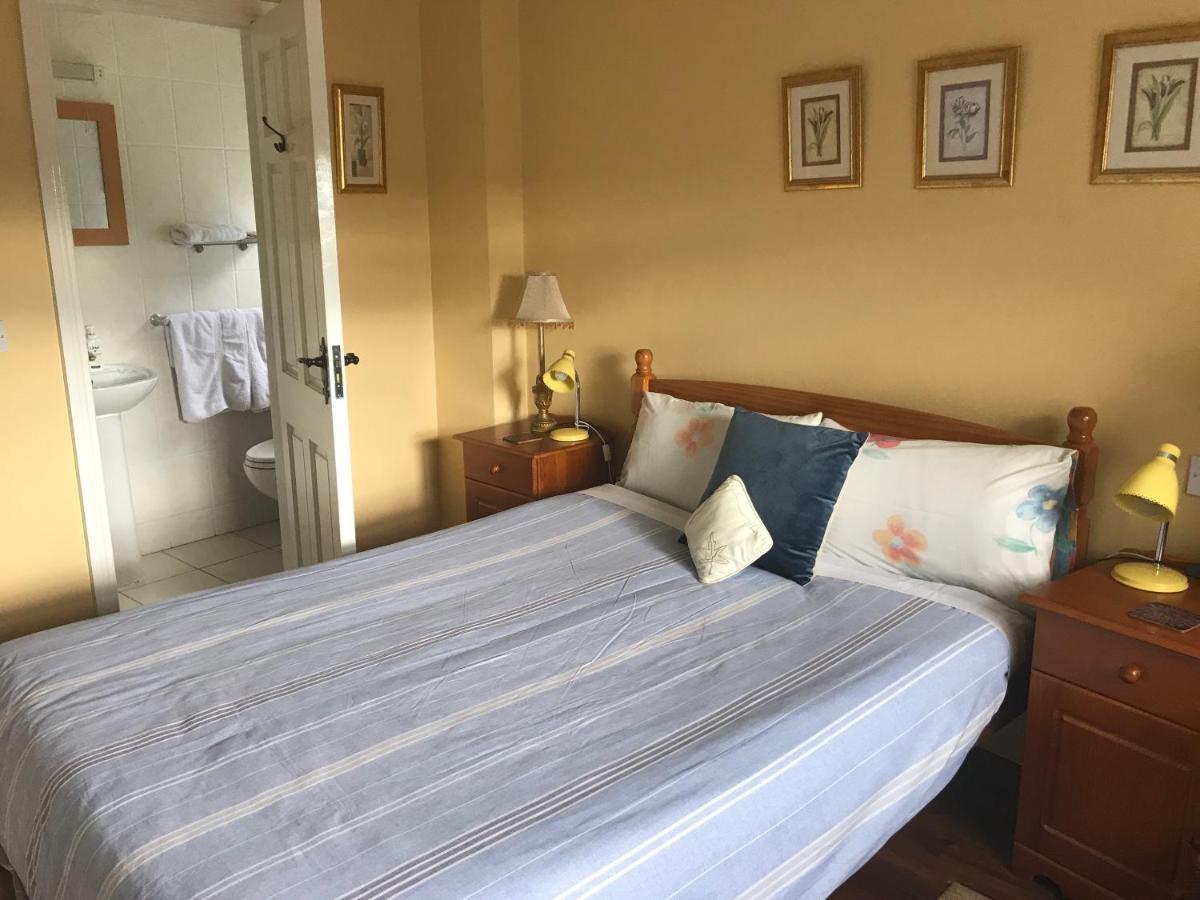 Teac Seain Bar & Bnb Anascaul Екстериор снимка
