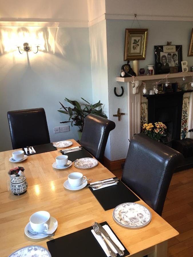 Teac Seain Bar & Bnb Anascaul Екстериор снимка